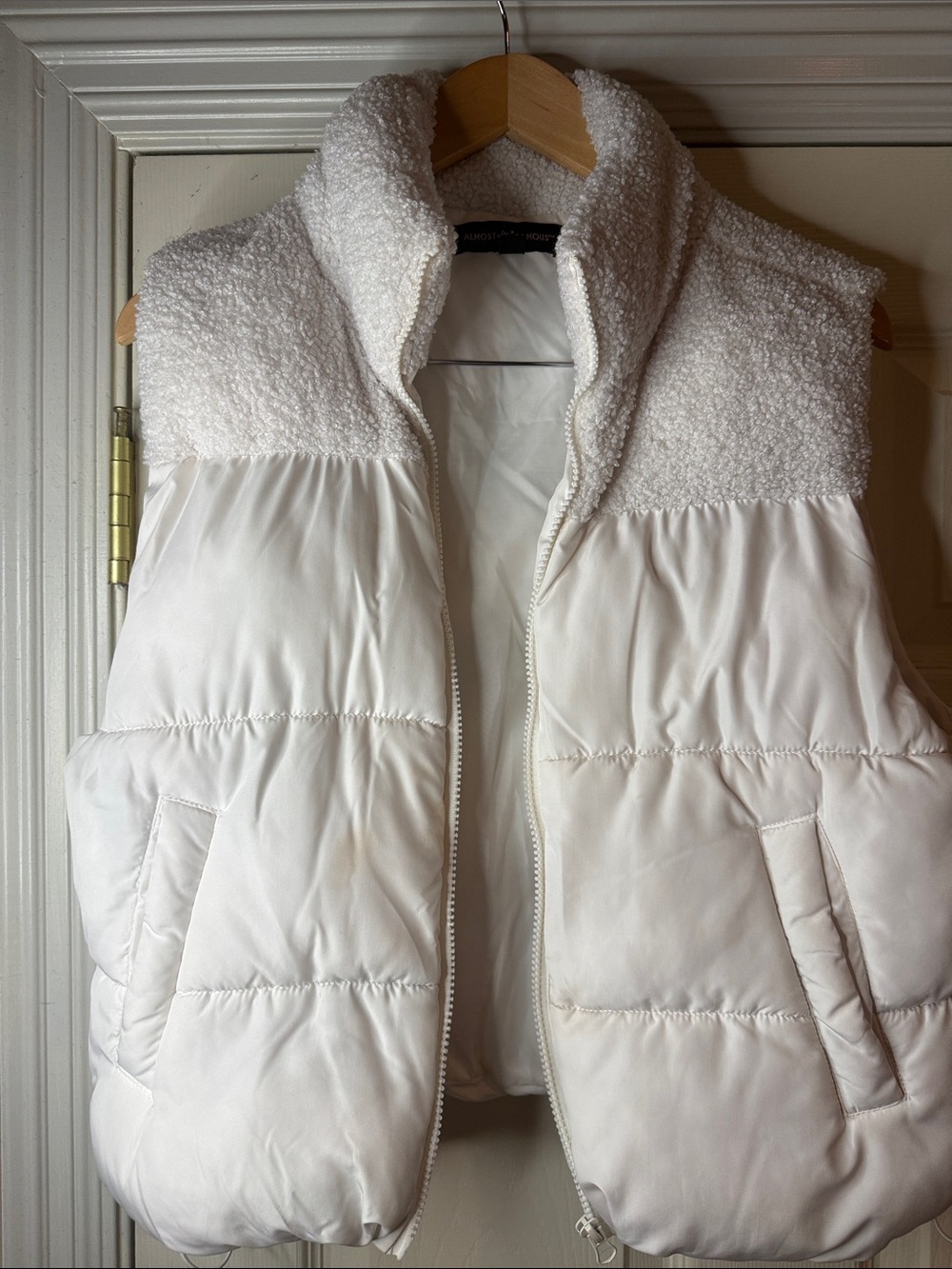 Almost Famous Cream White Sherpa-Trim Puffer Vest